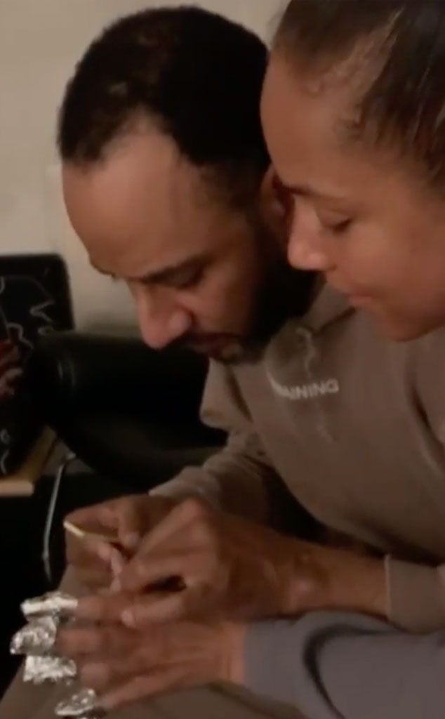 Alicia Keys, Swizz Beatz, At-Home Mani, IG Alicia Keys, Swizz Beatz, At-Home Mani, IG
